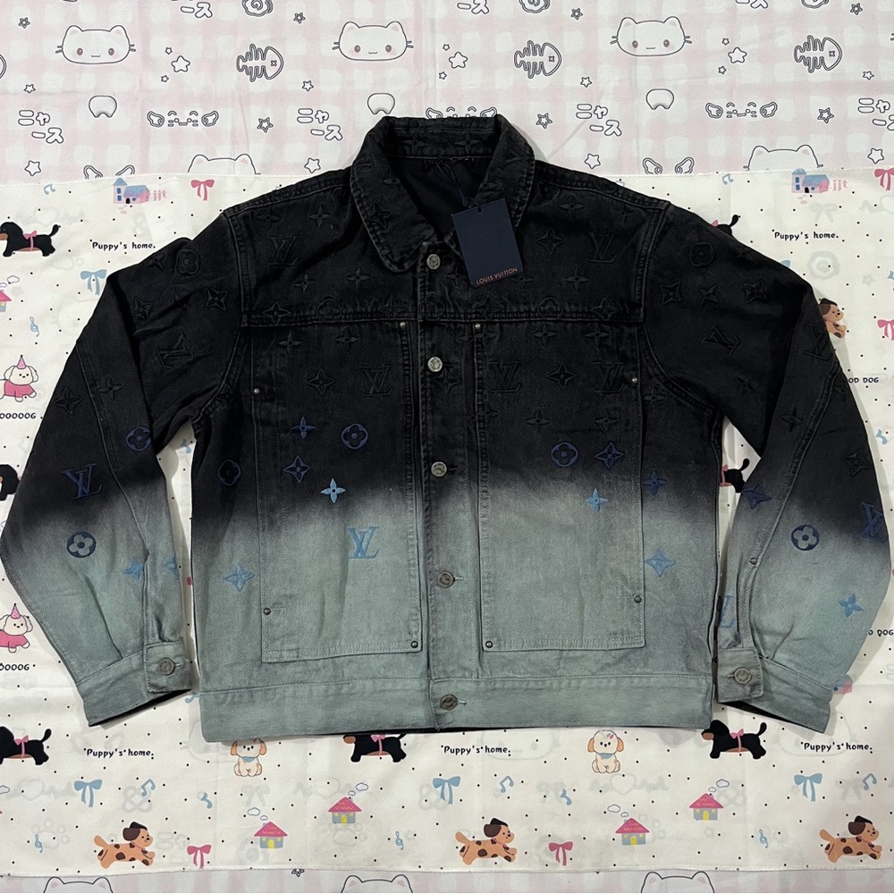 Louis Vuitton 24SS Collection Gradient Monogram
Denim Jacket